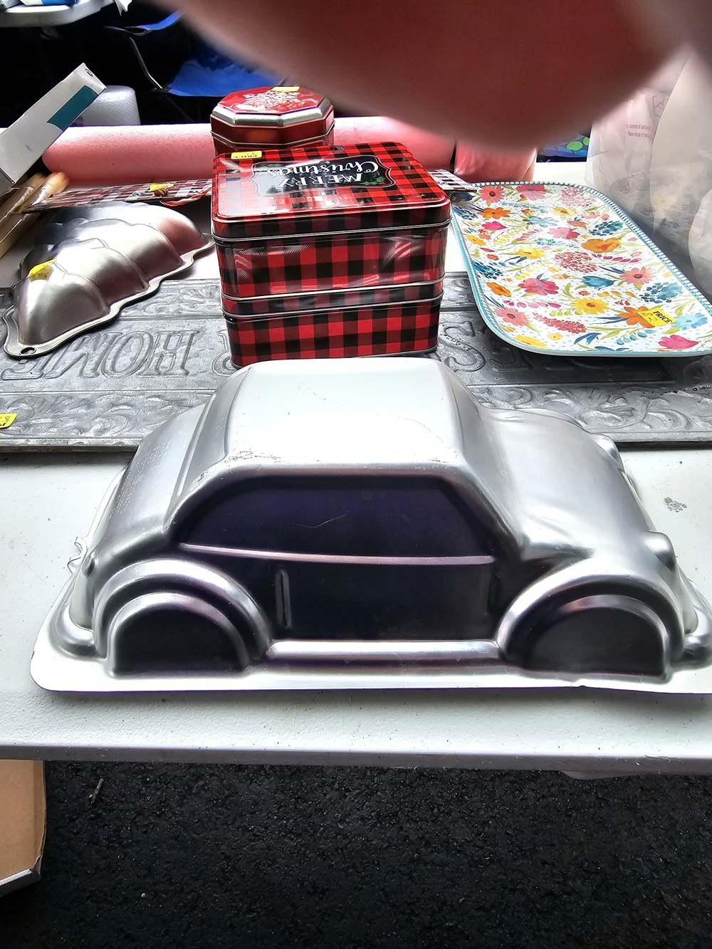 Wilton Silver Car-Shaped Cake Pan